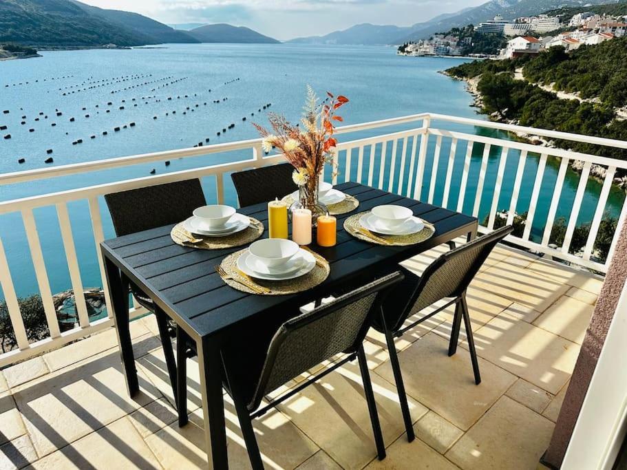 Beautiful Fully Renovated Apartment By The Sea, Large Balcony With Enchanting Views Neum Εξωτερικό φωτογραφία